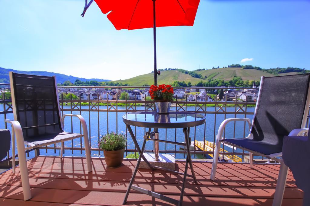 Mayer'S Weinhotel Zell an der Mosel Eksteriør bilde
