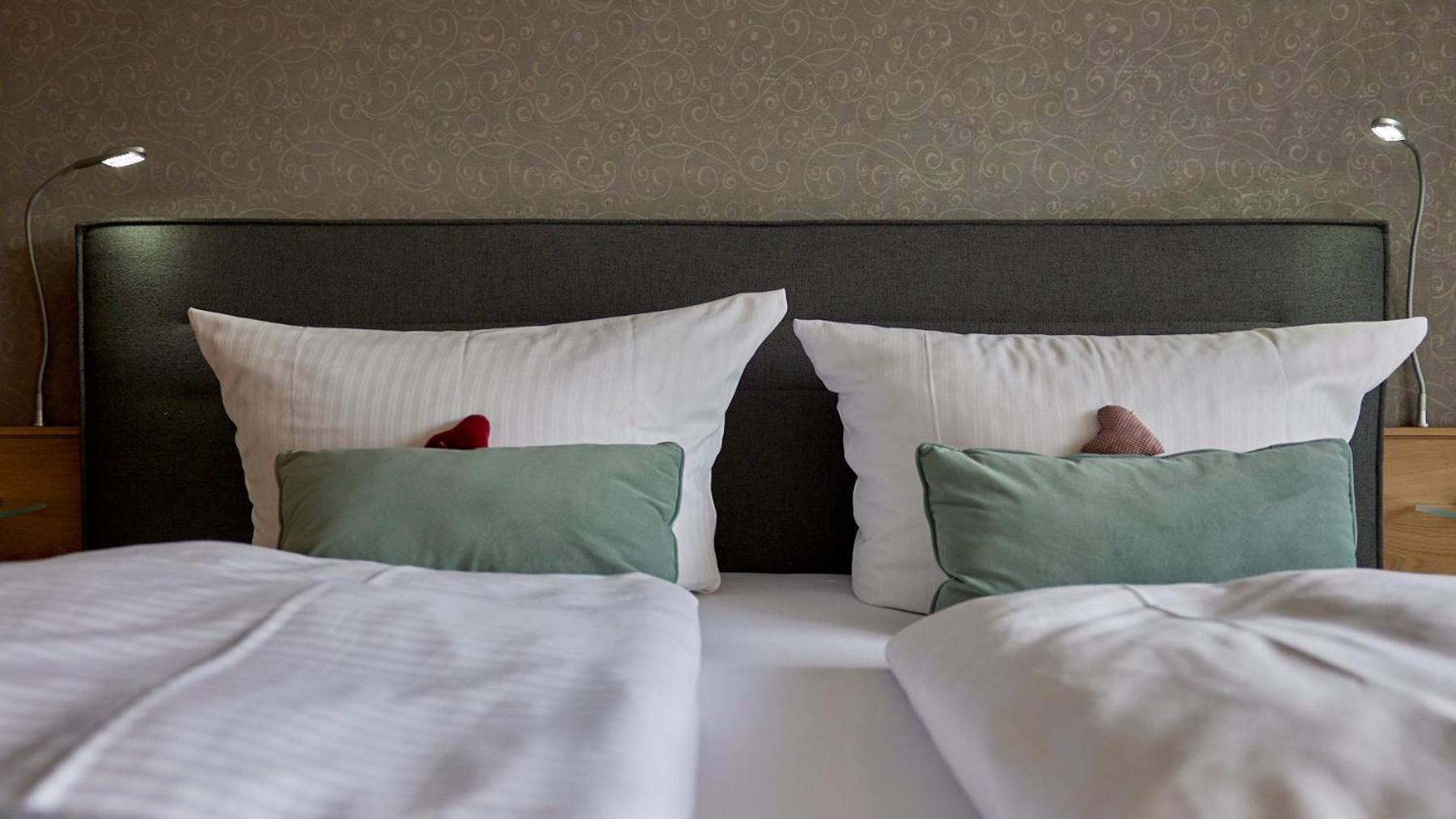 Mayer'S Weinhotel Zell an der Mosel Rom bilde