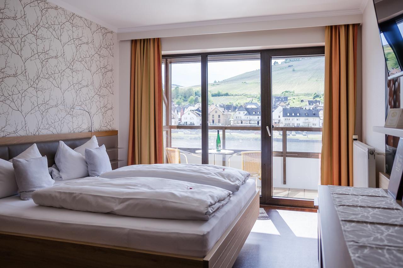 Mayer'S Weinhotel Zell an der Mosel Eksteriør bilde